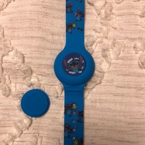 Stitch air tag band (only)